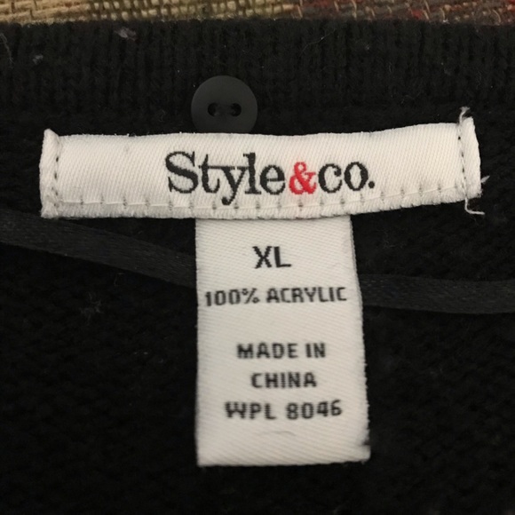 Black sweater with scarf! - Picture 3 of 3